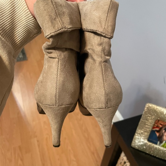 Booties - Picture 6 of 8